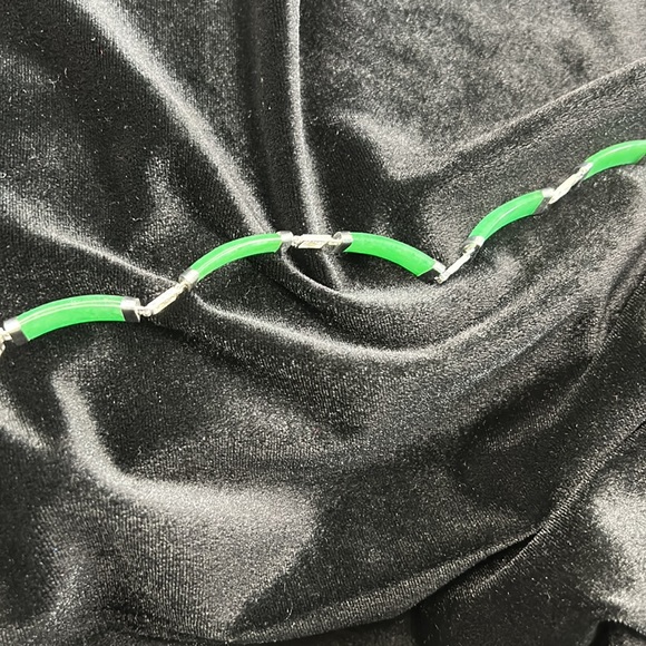 #29 Vintage 925 Silver & Jade Bracelet, 7 1/4" Safety Clasps - Picture 5 of 8